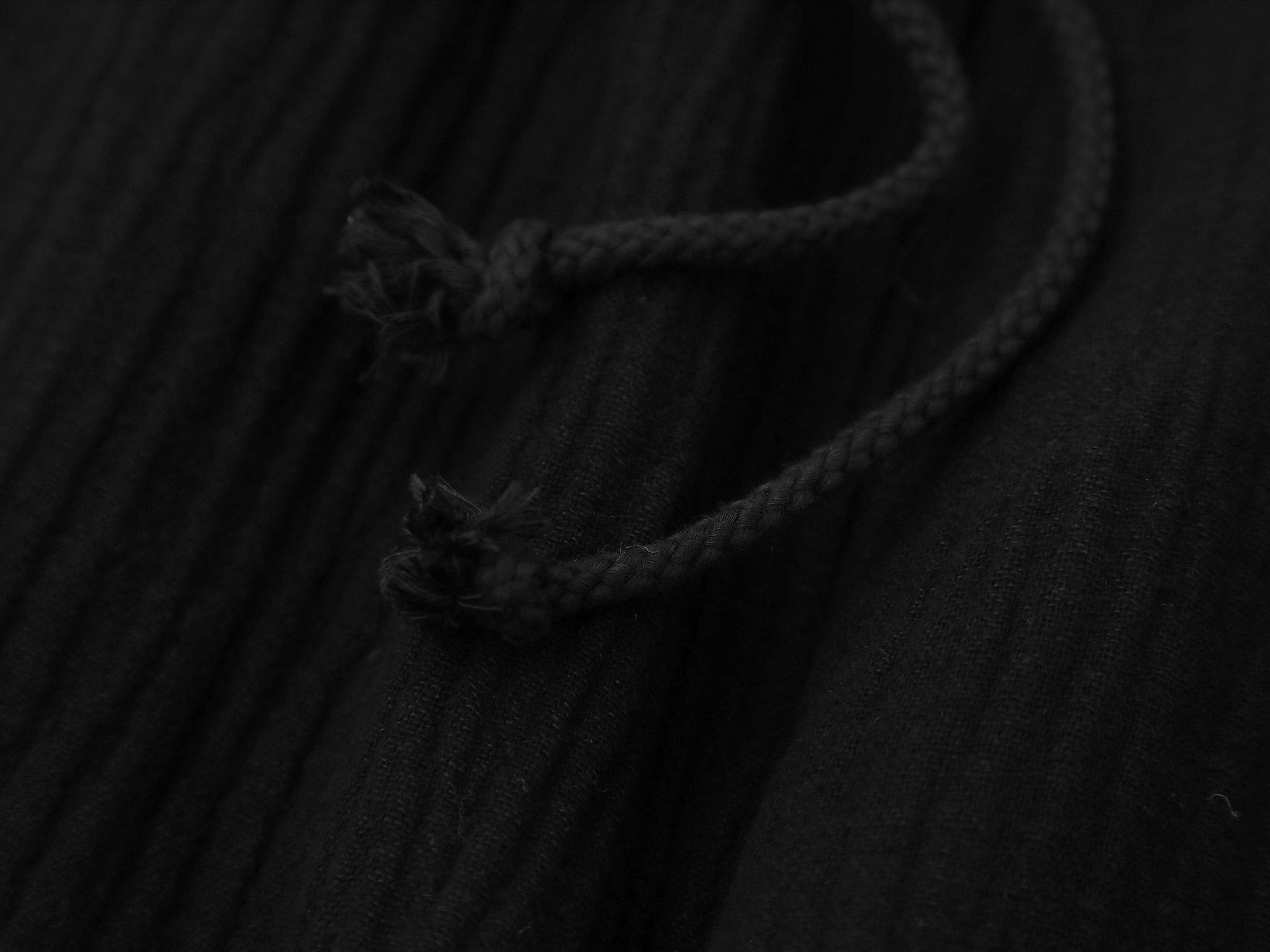 Flow Texture Pants- Black