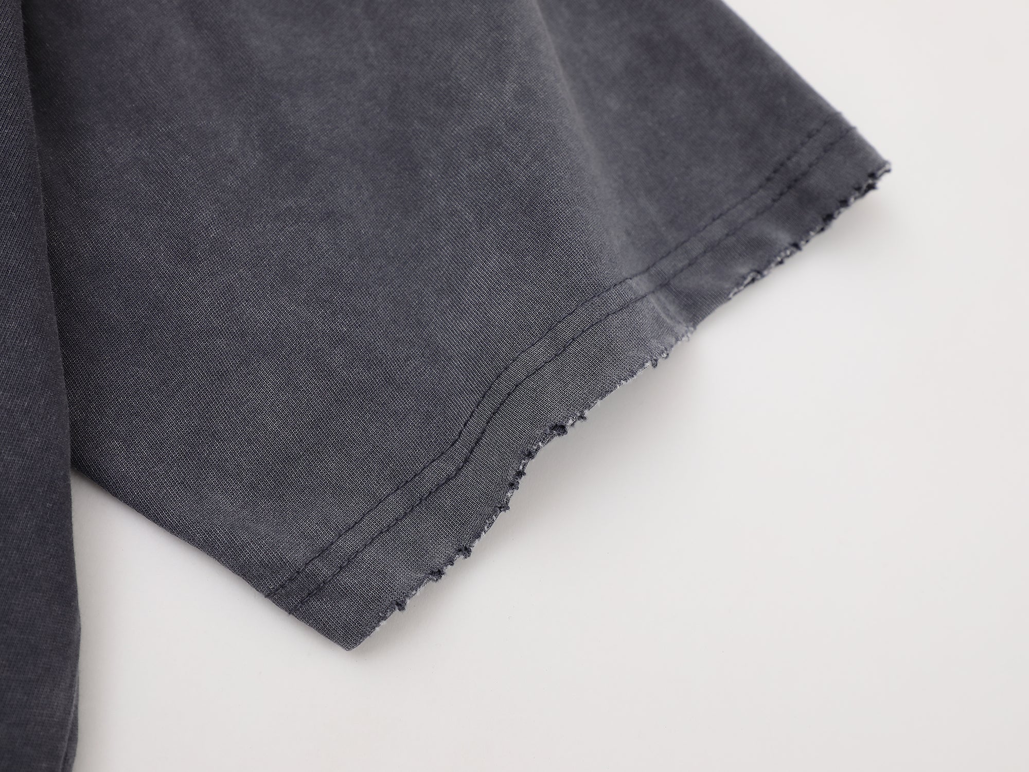 Skeleton Hand Tee -Grey